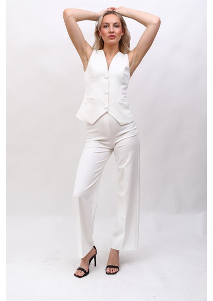 Klasik Yelek & Bol Paça Pantolon Takım-Beyaz