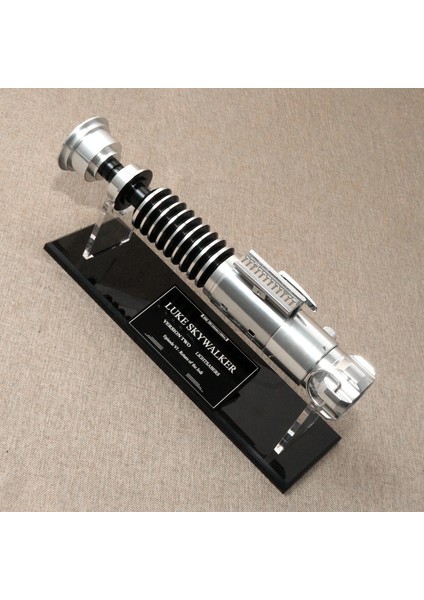 Luke V2 Lightsiyer Koleksiyonu Ekran Standı Saber Isim Plakası Akrilik Malzeme 89SABER Elfsaber Txqsaber Lgtsaber Kullanılabilir. (Yurt Dışından)