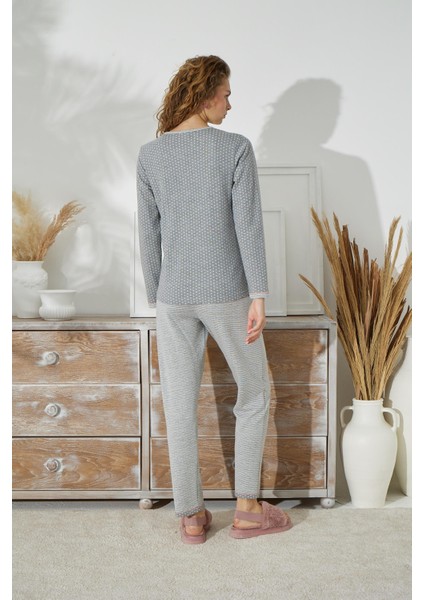 Kadın Gri Renk Pauntiyeli Uzun Kollu Baskılı Bisiklet Yaka Pijama Takımı C0T8N051 fırsatları