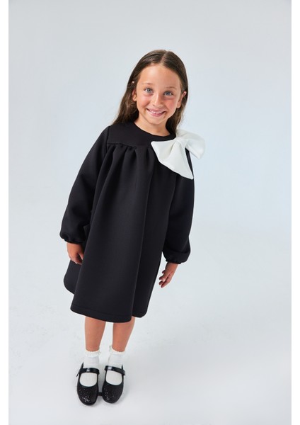 Siyah Omzu Fiyonk Detaylı Kız Çocuk Elbise - Leah