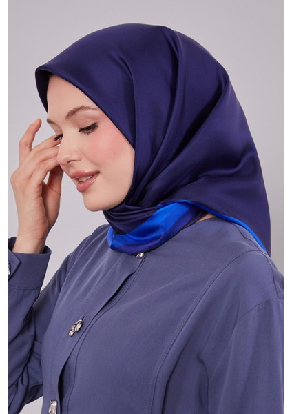 Saks Kenar Bordürlü Twill Ipek Eşarp