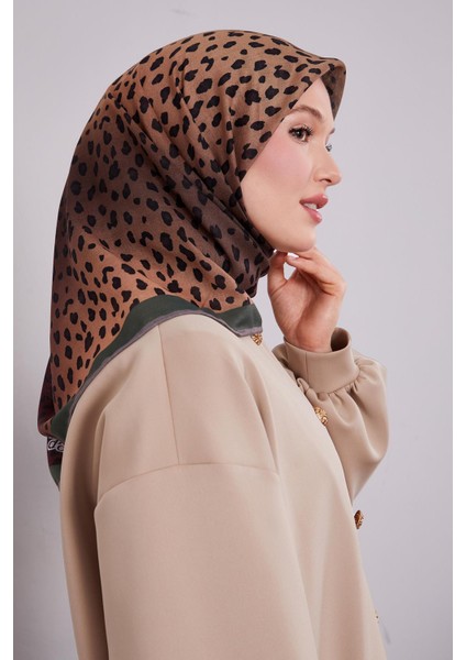 Zümrüt Leopar Desen Soft Eşarp