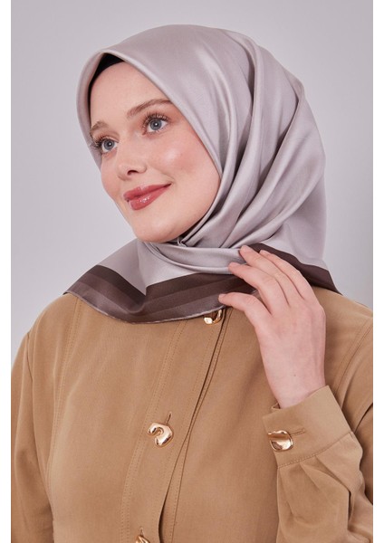 Cappuccino Kenar Bordürlü Twill Ipek Eşarp fiyatları