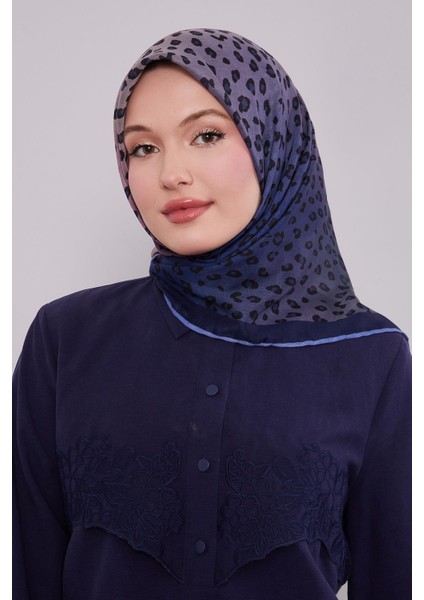 Lacivert Leopar Desen Soft Eşarp modelleri