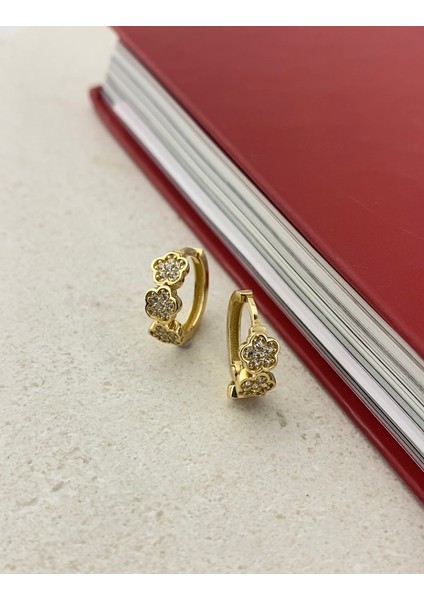 14 Ayar Altın Taşlı Papatya Küpe