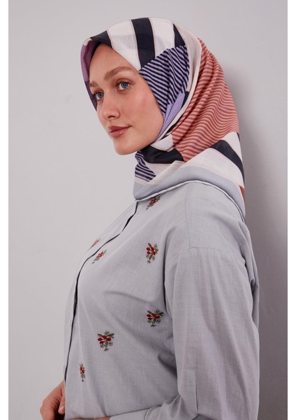 Bebe Mavisi Geometrik Desen Pamuk Eşarp