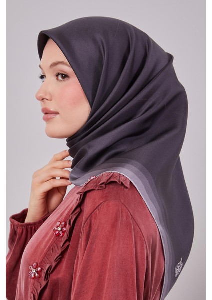 Gri Kenar Bordürlü Twill Ipek Eşarp