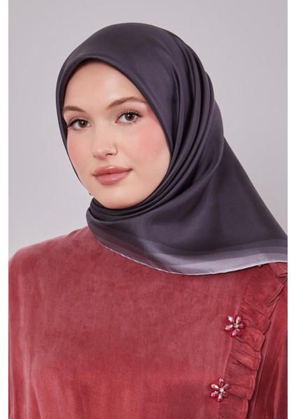 Gri Kenar Bordürlü Twill Ipek Eşarp modelleri