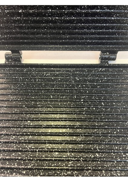 Döküm Tost Makinesi, Ocak Üstü, Siyah, 26X20 Cm, Çocuklar Için Güvenli, Pratik Kullanım