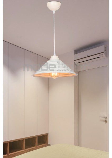 Şık Bej Metal Sarkıt Aydınlatma Parçası, Modern ve Zarif Tasarım