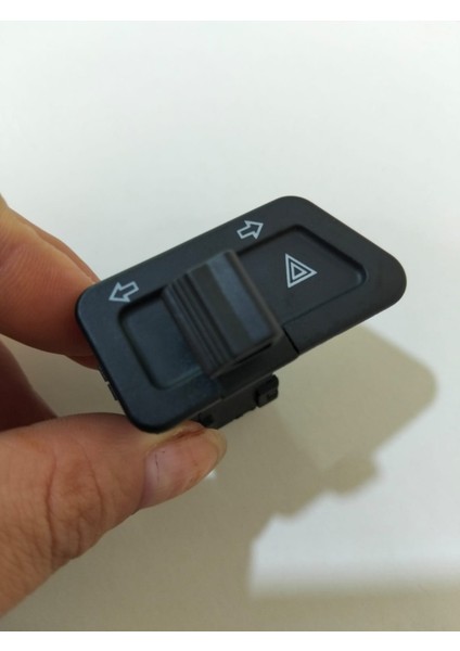 Des 125 Uyumlu 4 Lü Sinyal Flaşör Buton Düğmesi