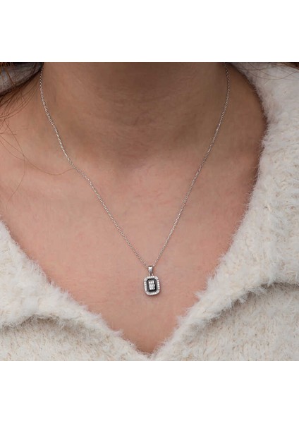 Gümüş Siyah Mineli Baget Kadın Kolye fırsatları