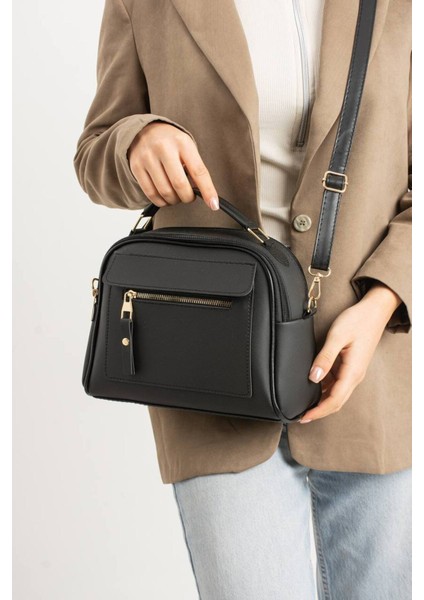 Orijinal Kadın Çapraz ve Elde Ayarlanabilir Askılı Deri Dokulu Üç Gözlü Büyük Omuz ve El Çantası