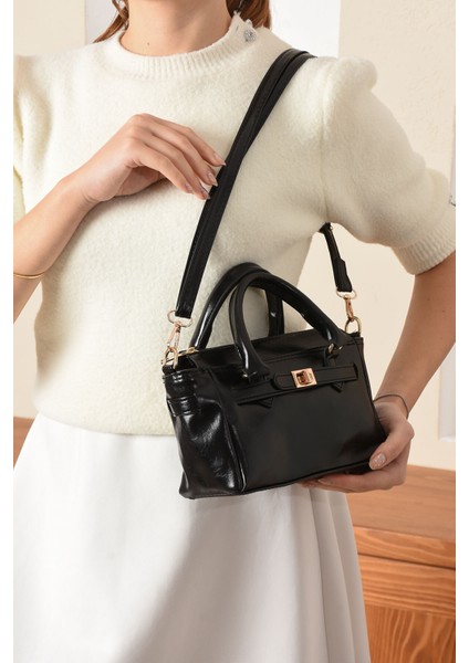 Kadın Mini City Kilit Detaylı Kaliteli Çanta modelleri