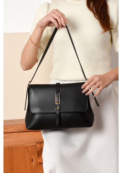 Kadın Şık Tasarımlı Çapraz Askılı Kaliteli Çanta modelleri