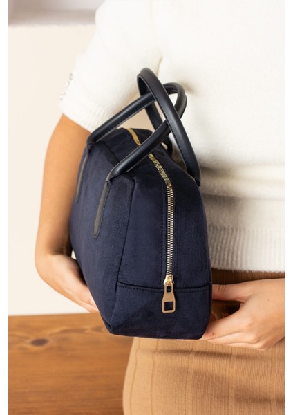 Kadın Şık Tasarımlı El Çantası modelleri