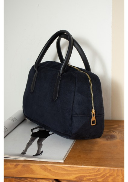 Kadın Şık Tasarımlı El Çantası indirimleri