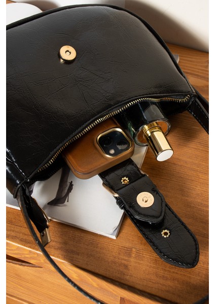 Kadın Şık Tasarımlı Kaliteli Omuz Çantası fırsatları