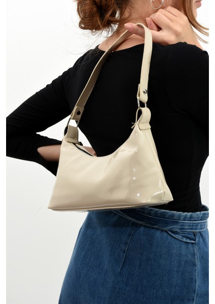 Kadın Rugan Omuz Çantası