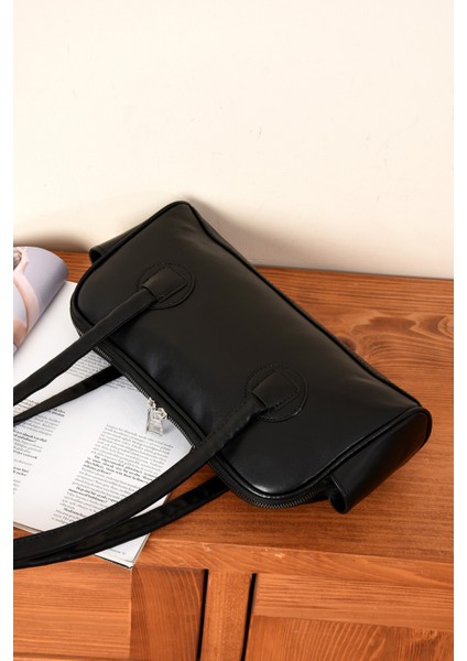 Kadın Şık Tasarımlı Kaliteli Işçilik Kaliteli Deri Omuz Çantası modelleri