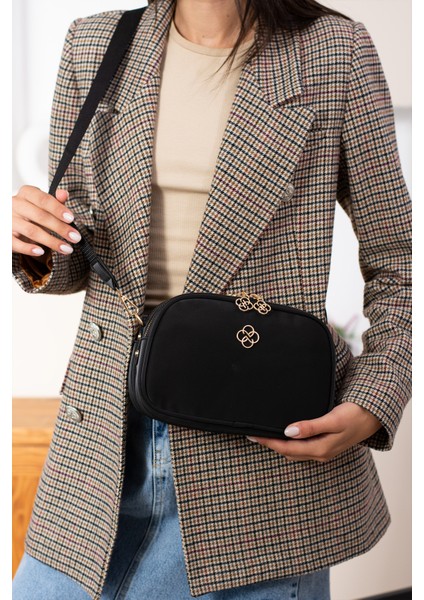 Sade Tasarımlı 2 Bölmeli Çapraz Askılı Çanta modelleri