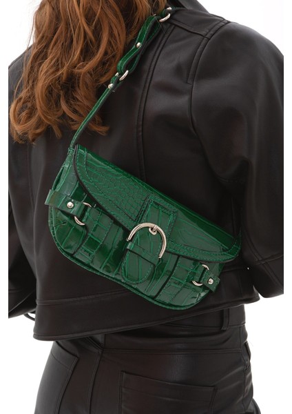 Kadın Tokalı Çapraz Kol Çantası modelleri