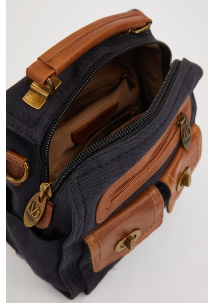 Siyah Çift Gözlü Fermuarlı Omuz Çantası modelleri