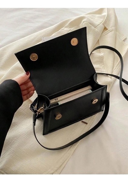 Kadın Şık Tasarımlı Hediyelik Güzel Kaliteli Omuz Çantası fiyatları