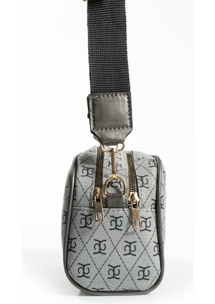 Kadın Çapraz Ayarlanabilir 2 Bölmeli Askılı Çantası