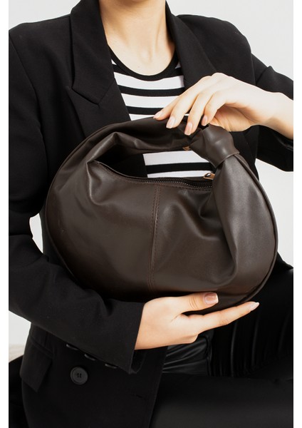 Kadin Mini Baget Dügüm Detaylı Fermuarlı El Çanta modelleri