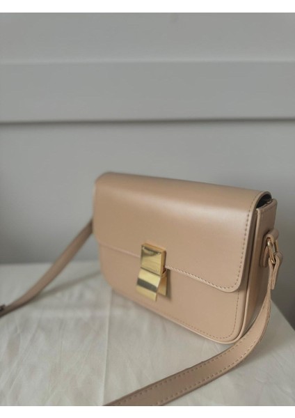 Kadın Özel Klipsli Gold Detay Ayarlanabilir Uzun Askılı Çapraz Omuz Çantası