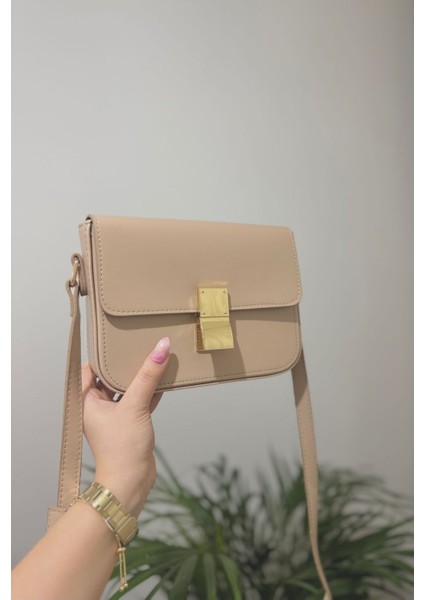 Kadın Özel Klipsli Gold Detay Ayarlanabilir Uzun Askılı Çapraz Omuz Çantası fiyatları