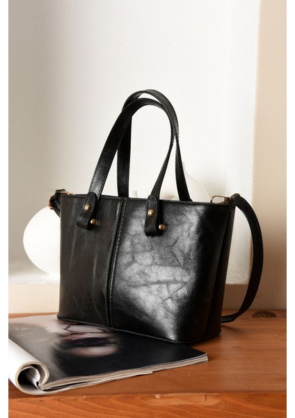 Kadın Şık Tasarımlı Hem Omuzdan Asmalı Hem Elden Tutmalı Çanta indirimleri