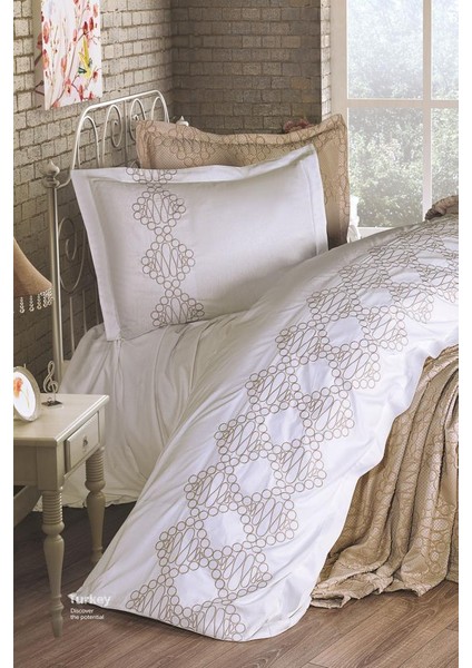 Kristina 4 Parça Nakışlı Pike Takımı 240X260 Cappucino