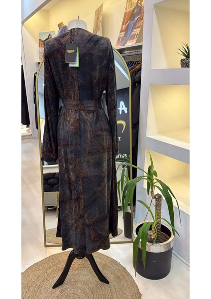 2011 Ipek Elbise Kuşak Detayli Tarçin fiyatları