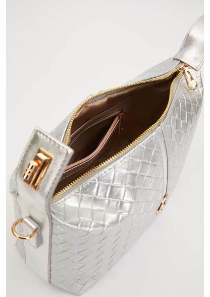 Gümüş Örgü Dokulu El Çantası modelleri