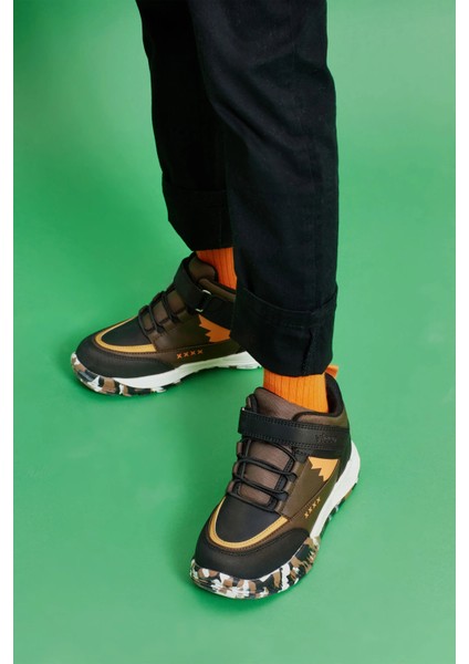 Altay 26-35 Numara Erkek Çocuk Kahverengi Anatomik Tabanlı Su Itici Desenli Bot