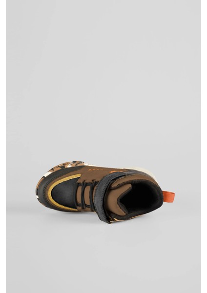 Altay 26-35 Numara Erkek Çocuk Kahverengi Anatomik Tabanlı Su Itici Desenli Bot indirimleri