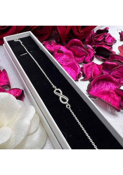 Sonsuzluk Figürlü Kadın Bileklik 925 Ayar Gümüş Zirkon Taşlı