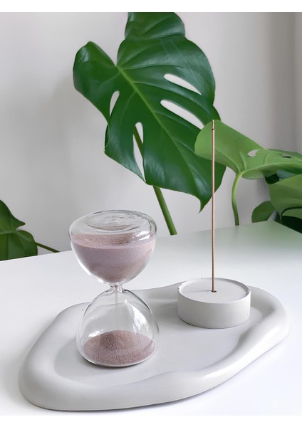 Bulut Desenli Beton Tabak | Minimal Takı ve Anahtar Tabağı | Dekoratif Sunum Tepsisi 24 cm modelleri