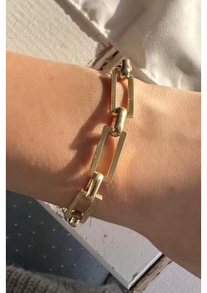 Altın Renk Zincir Detaylı Çelik Bileklik