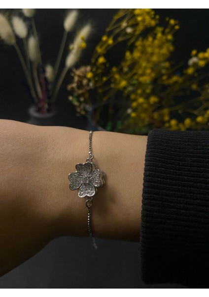 Paslanmaz Çelik Dönen Yonca Bileklik