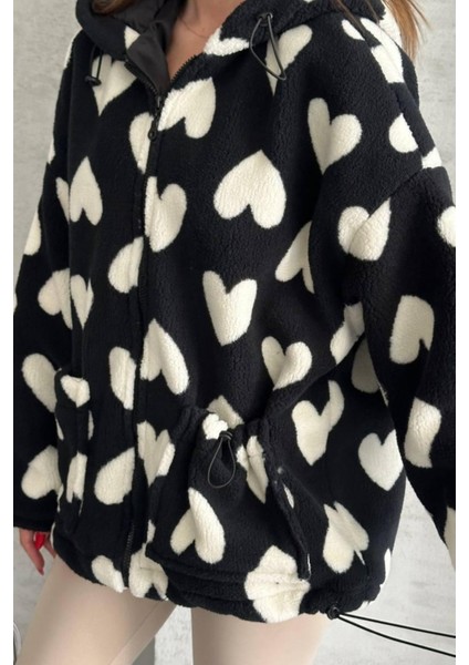 Kadın Siyah Beyaz Kapüşonlu Kalpli Peluş Mont Siyah / Standart indirimleri
