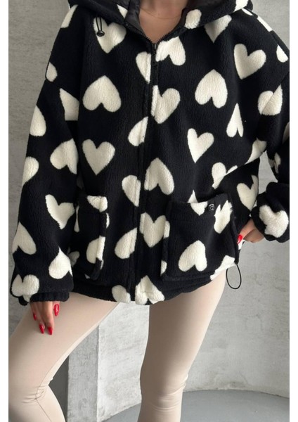 Kadın Siyah Beyaz Kapüşonlu Kalpli Peluş Mont Siyah / Standart
