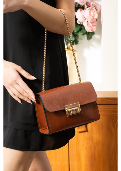 Kadın Çapraz Zincir Askılı Omuz Çantası fırsatları