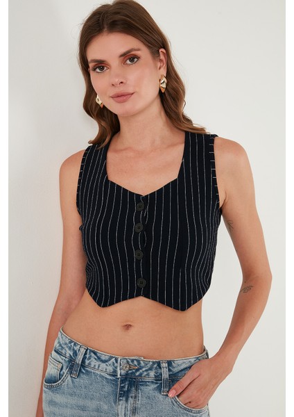 Slim Fit Kalp Yaka Düğmeli Kalın Askılı Crop Yelek Bayan Yelek 5865497 indirimleri