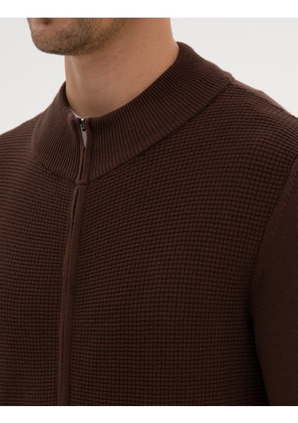 Erkek Kahverengi Slim Fit Fermuarlı Triko Hırka 50317341-VR029