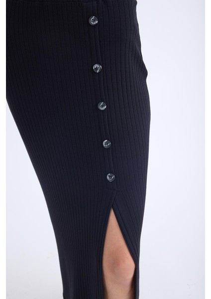 Önü Düğmeli Midi Boy Fitilli Etek modelleri