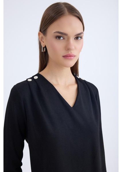 V Yaka Omuzu Düğmeli Uzun Kol Bluz fiyatları