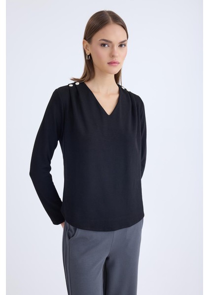 V Yaka Omuzu Düğmeli Uzun Kol Bluz modelleri